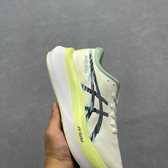 Asics Carbon Plate Racing Running Shoes Metaspeed Series - Picture 4 of 9